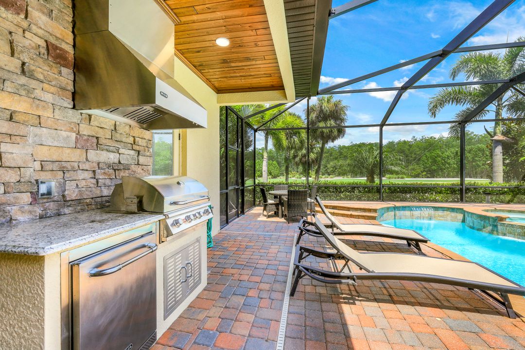 28761 Cavan Ct, Bonita Springs, FL 34135