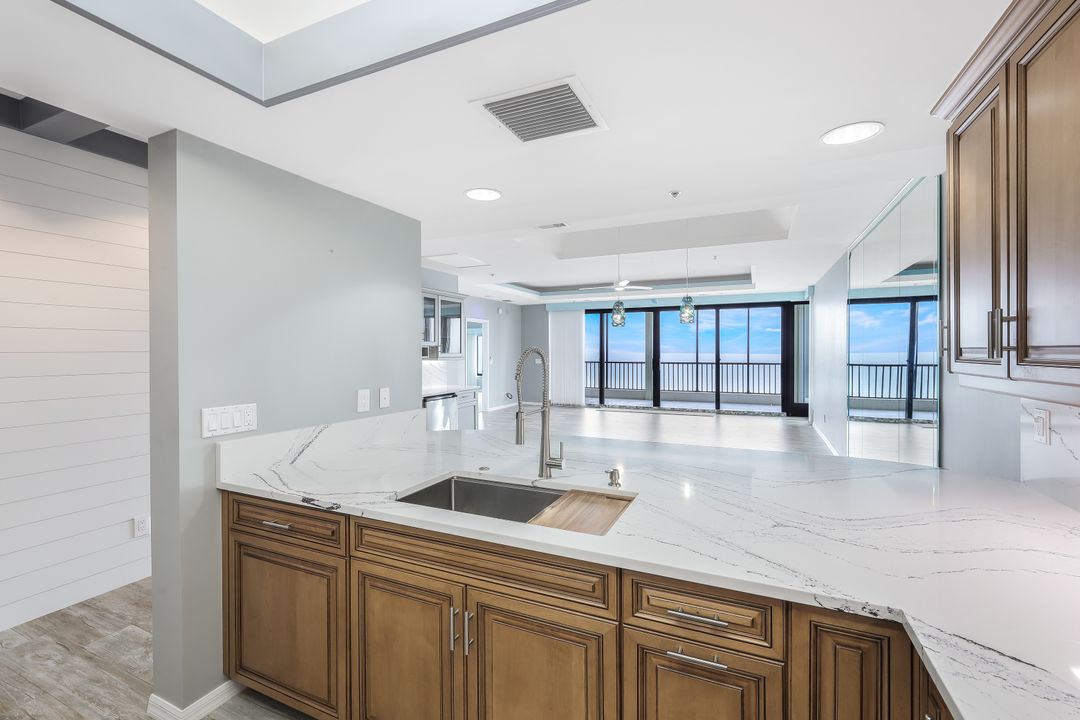 100 N Collier Blvd #PH7, Marco Island, FL 34145