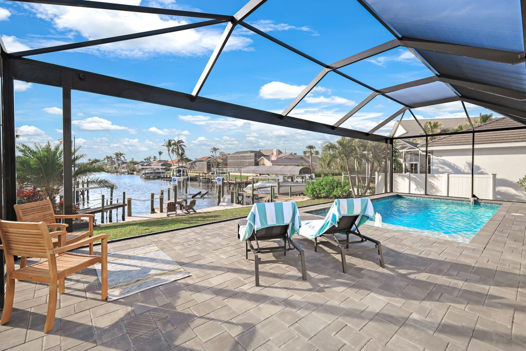 5244 Agualinda Blvd, Cape Coral, FL 33914