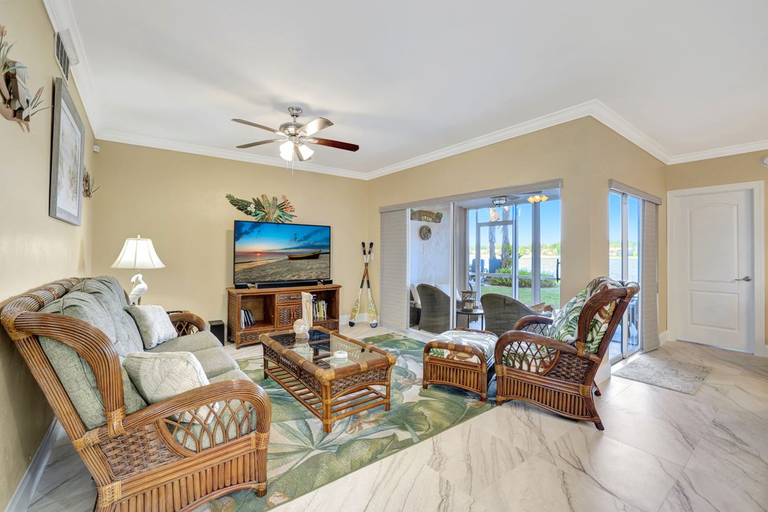 2731 Citrus Lake Dr #102, Naples, FL 34109