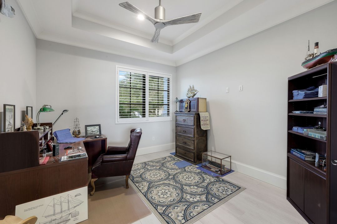 1275 Winterberry Dr, Marco Island, FL 34145