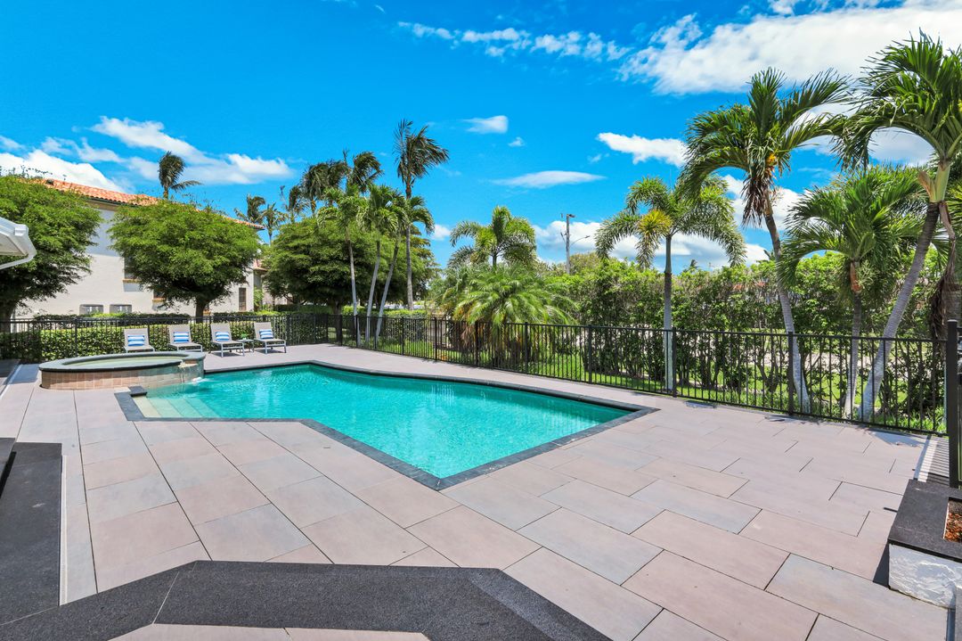 1578 S Barfield Ct, Marco Island, FL 34145