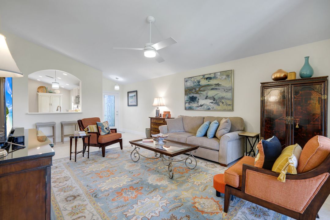 1654 Triangle Palm Terrace, Naples, FL 34119