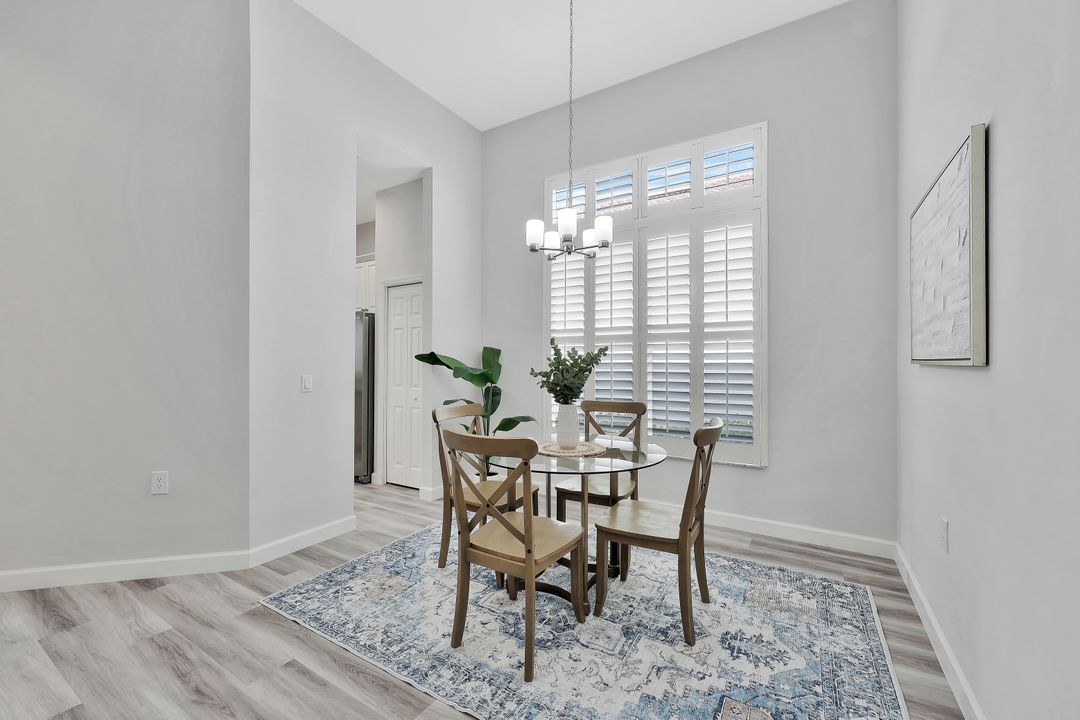 3376 Sandpiper Way, Naples, FL 34109