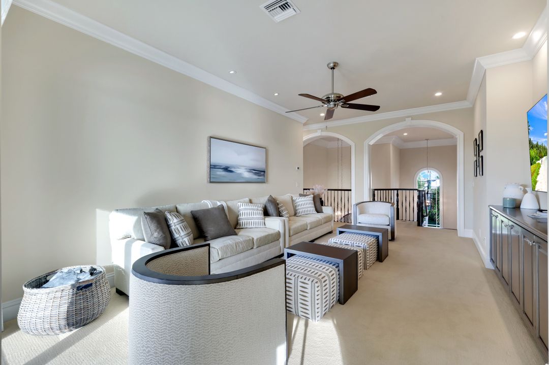 80 Anchor Ct, Marco Island, FL 34145