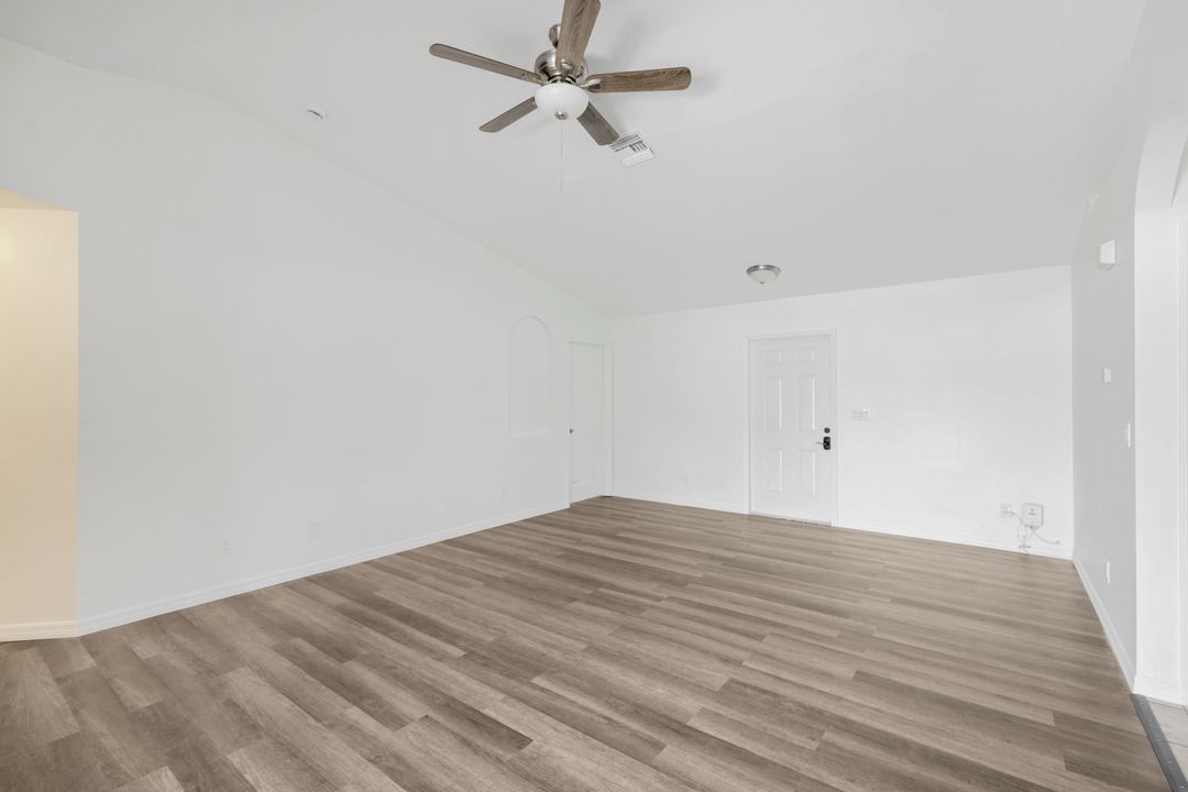 726 SW 12th St, Cape Coral, FL 33991