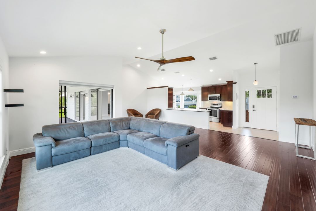 27136 Belle Rio Dr, Bonita Springs, FL 34135