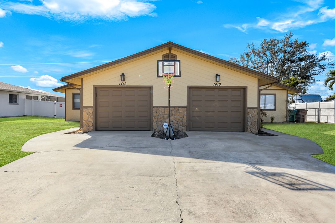 1410 SE 8th Ave, Cape Coral, FL 33990