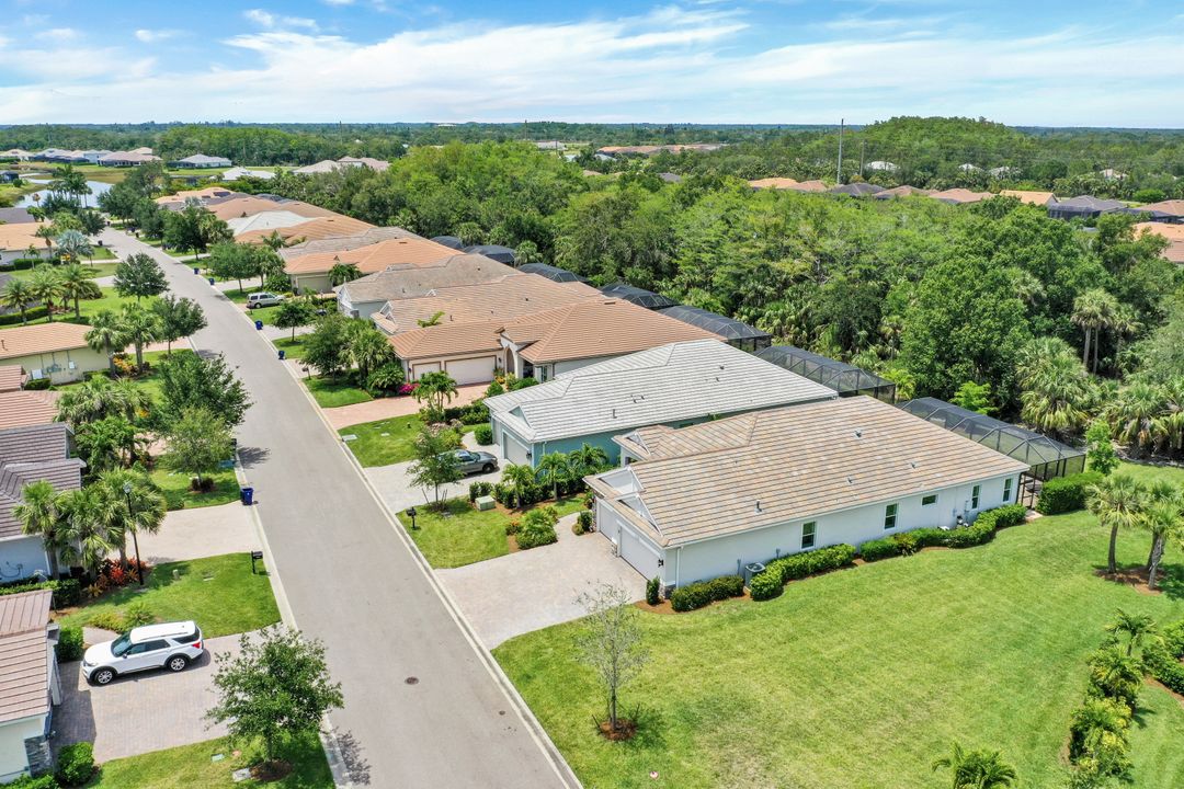 13749 Woodhaven Cir, Fort Myers, FL 33905