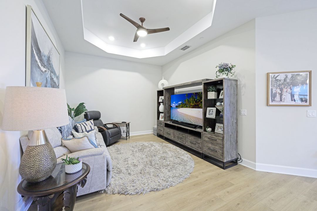 15248 Zeno Wy #204, Naples, FL 34114