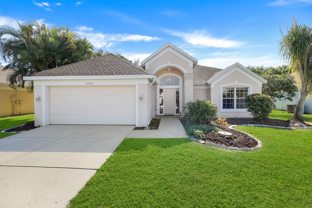 13274 Highland Chase Pl, Fort Myers, FL 33913