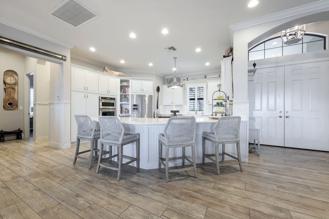 9206 Marble Stone Dr, Naples, FL 34120