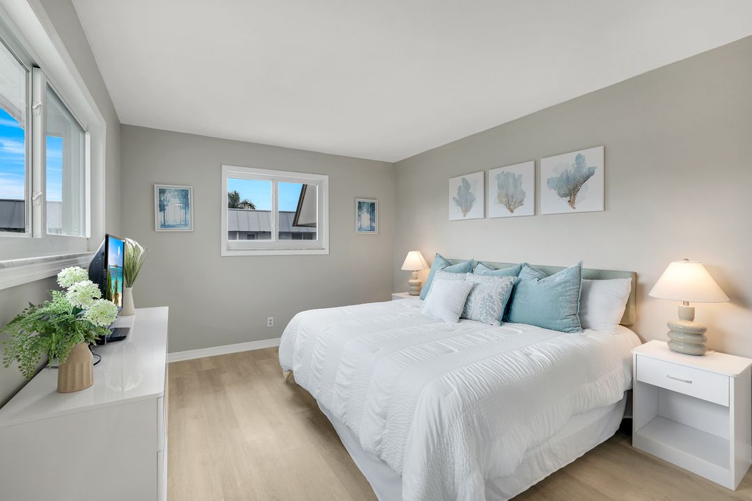 766 Central Ave #313, Naples, FL 34102