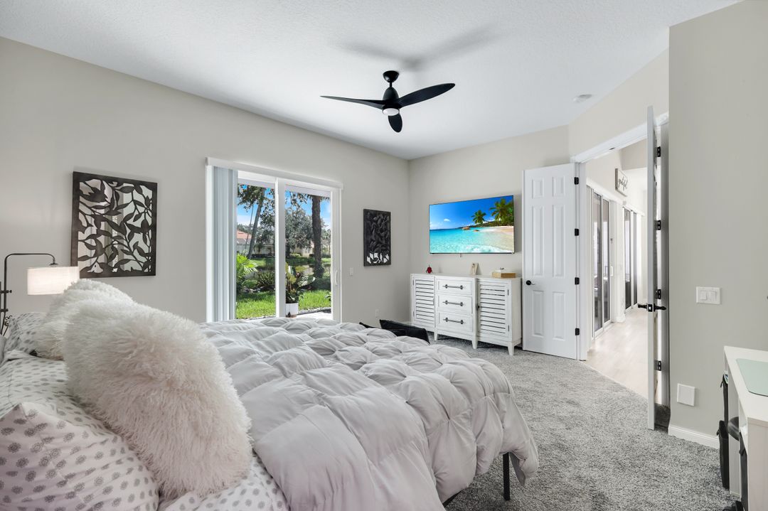4402 Prescott Ln, Naples, FL 34119