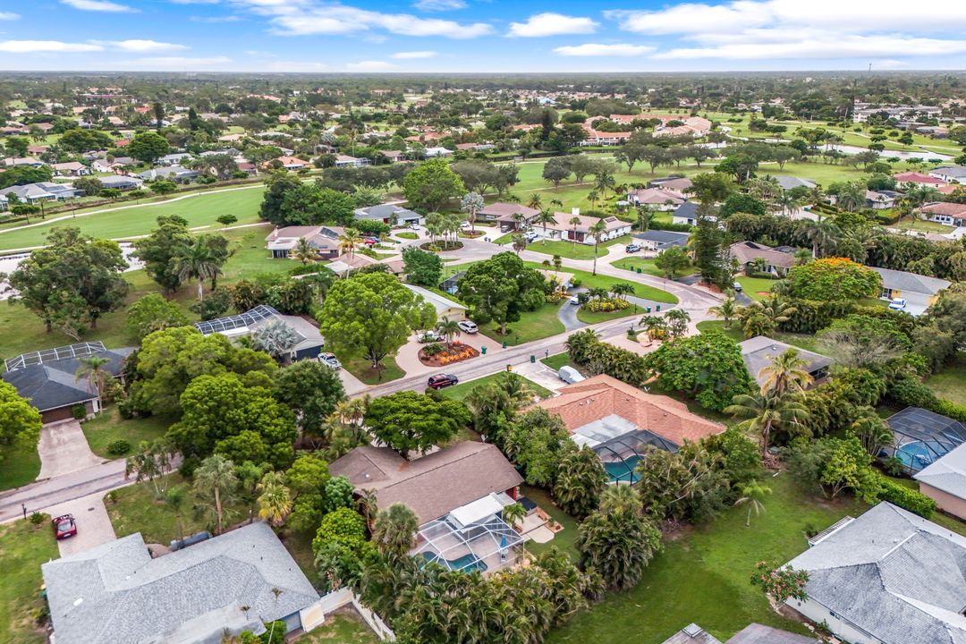 150 Big Springs Dr, Naples, FL 34113
