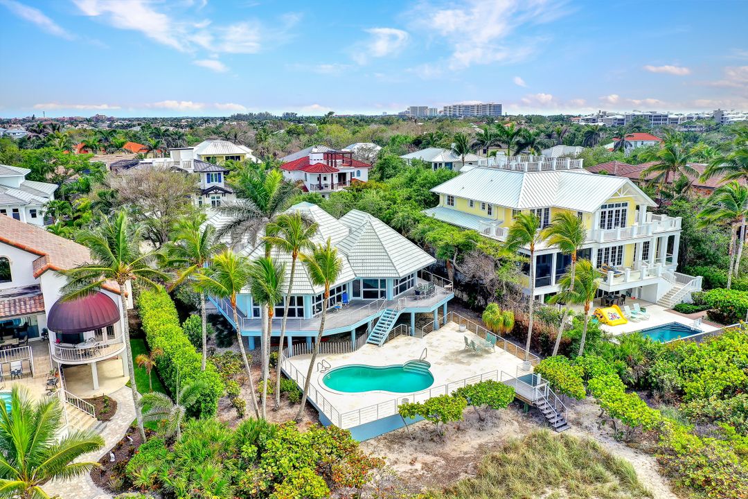 336 Seabreeze Dr, Marco Island, FL 34145