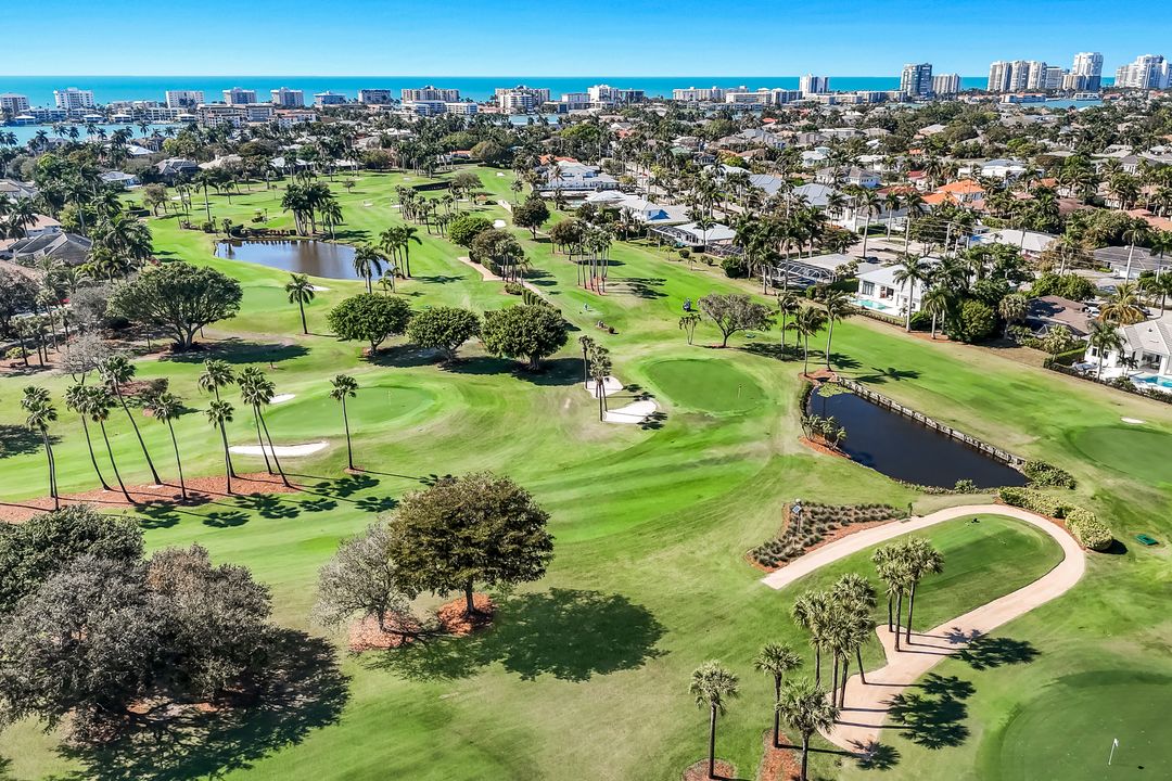 730 Harbour Dr, Naples, FL 34103