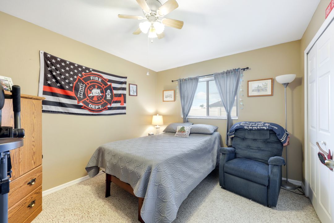 2427 NW 25th St, Cape Coral, FL 33993