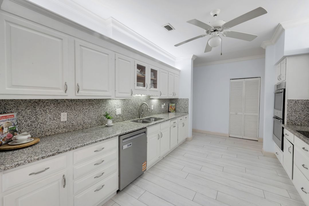 828 Hideaway Cir E #423, Marco Island, FL 34145