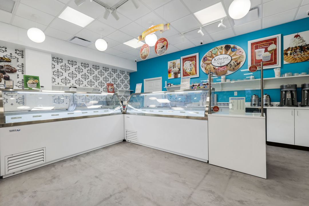 743 5th Ave S, Naples, FL 34102