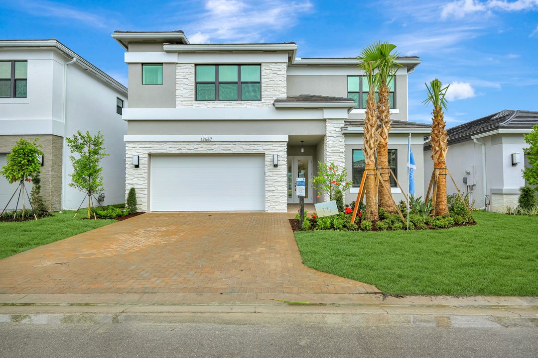 12667 Caballo Ct, Estero, FL 33928