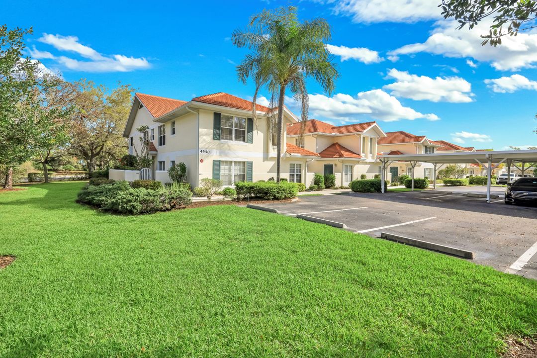 4940 Deerfield Way #201, Naples, FL 34110