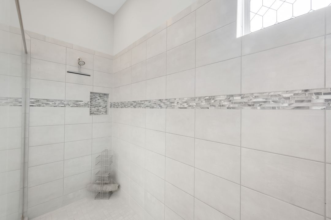 19711 Estero Pointe Ln, Fort Myers, FL 33908