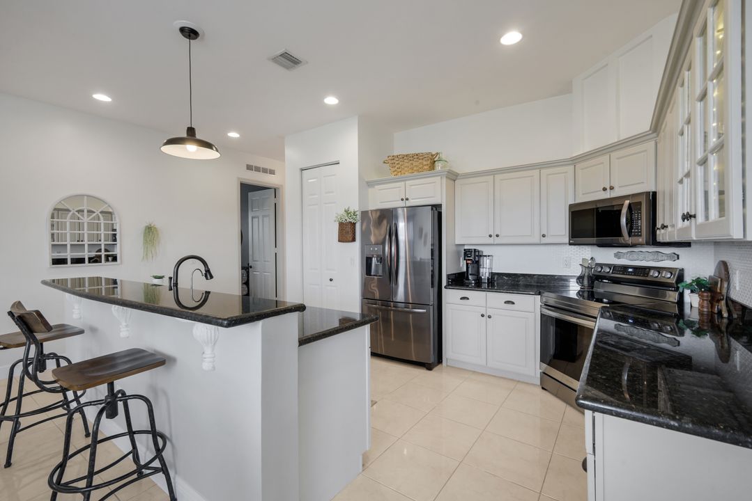1130 NW 14th Terrace, Cape Coral, FL 33993