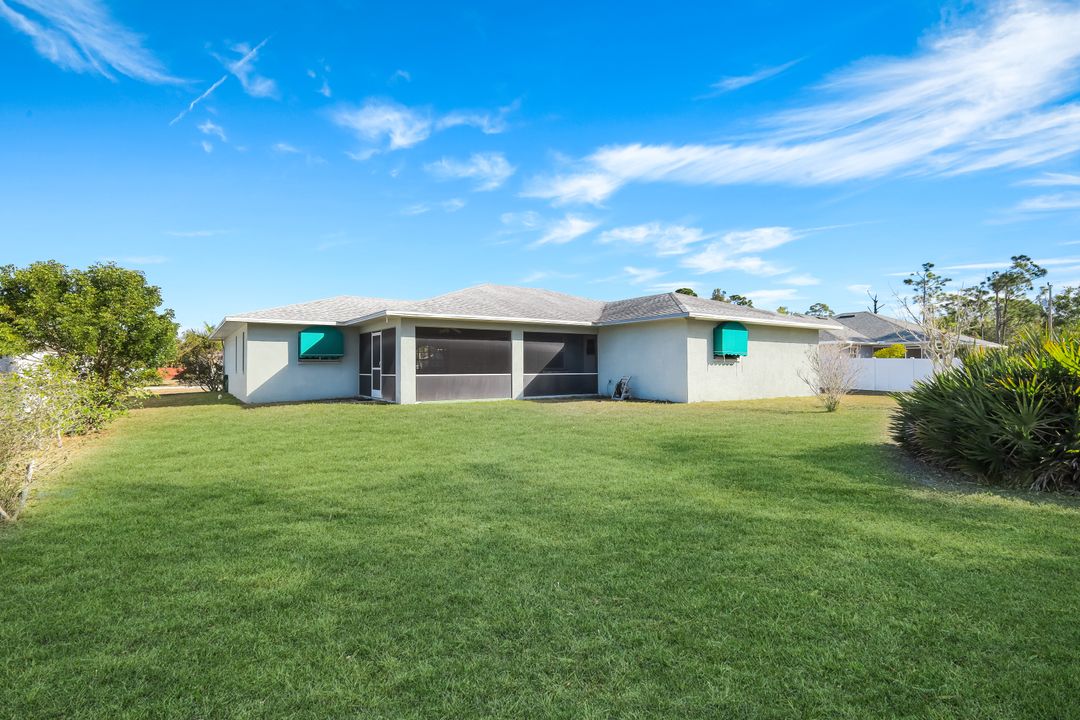 6740 Blake Pledger Ct, North Fort Myers, FL 33917