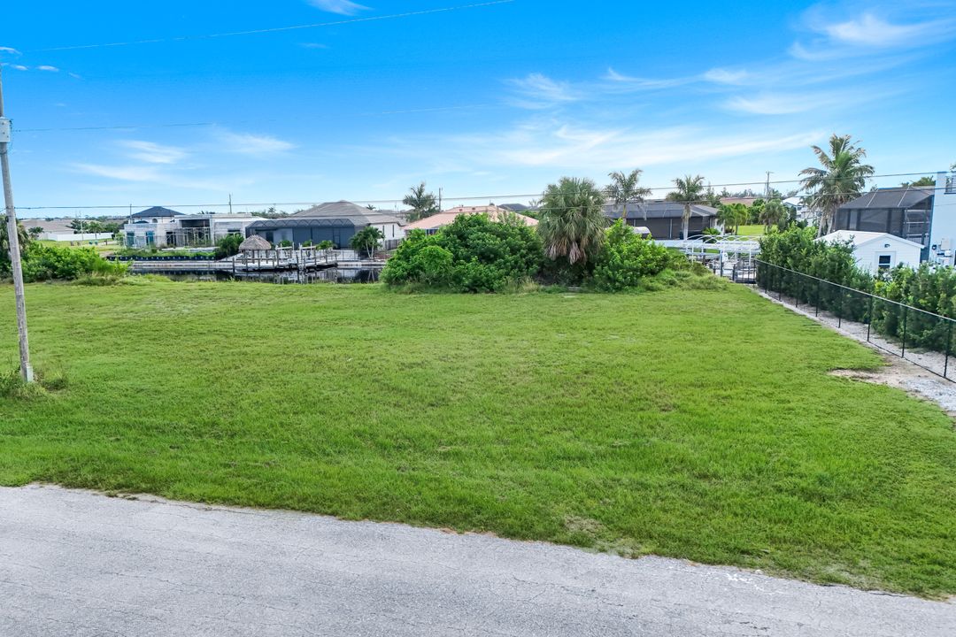 1207 NW 35th Ave, Cape Coral, FL 33993