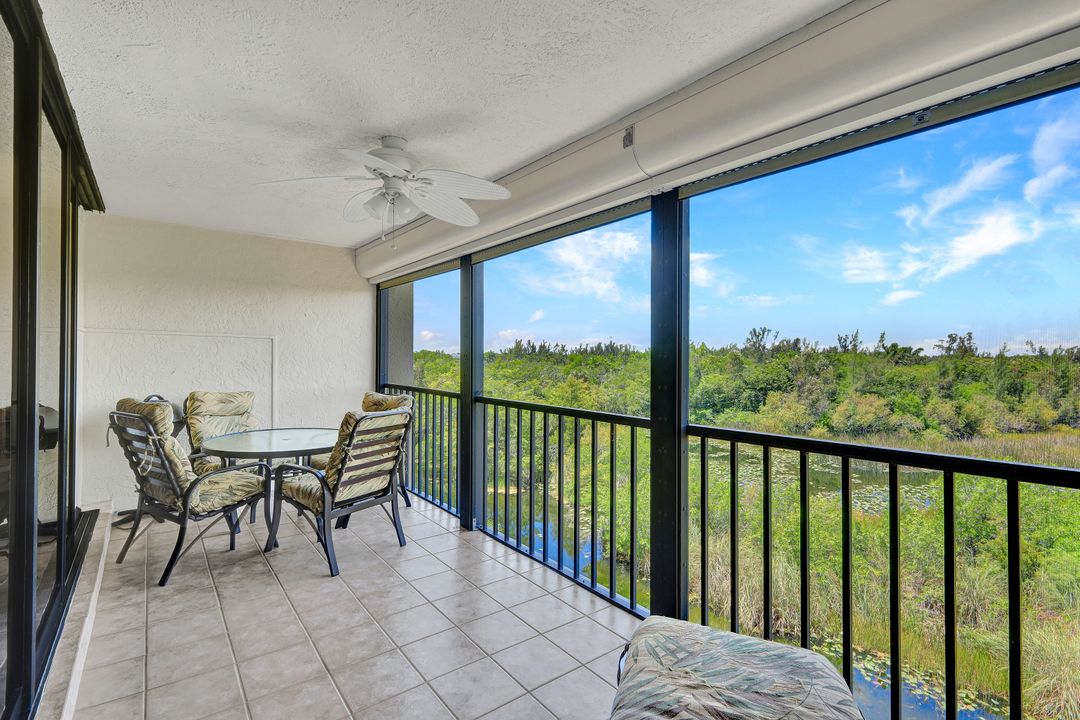 7129 Lakeridge View Court #302, Fort Myers, FL 33907