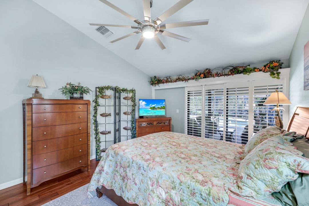 1933 Empress Ct, Naples, FL 34110