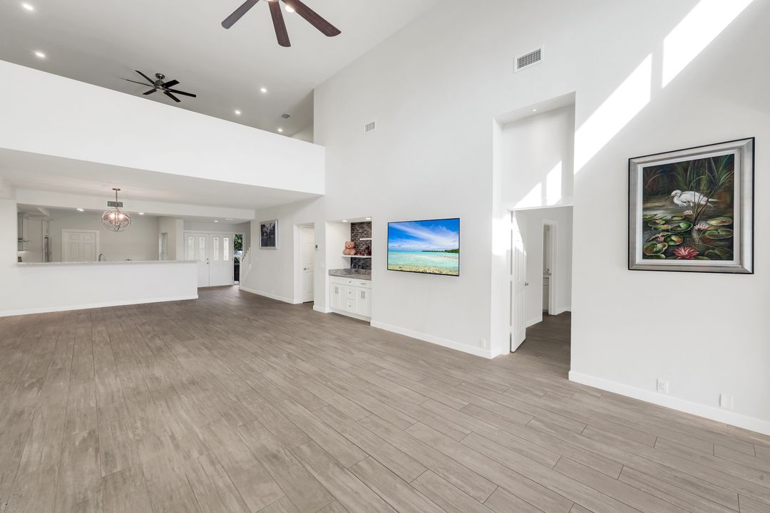 11612 Quail Village Way, Naples, FL 34119