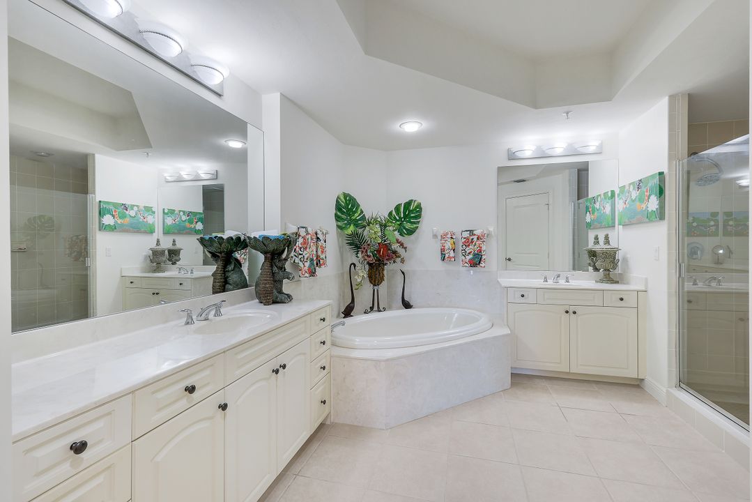 5704 Cape Harbour Dr #205, Cape Coral, FL 33914