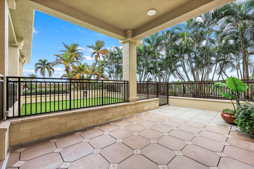 9123 Strada Pl  #7309, Naples, FL 34108
