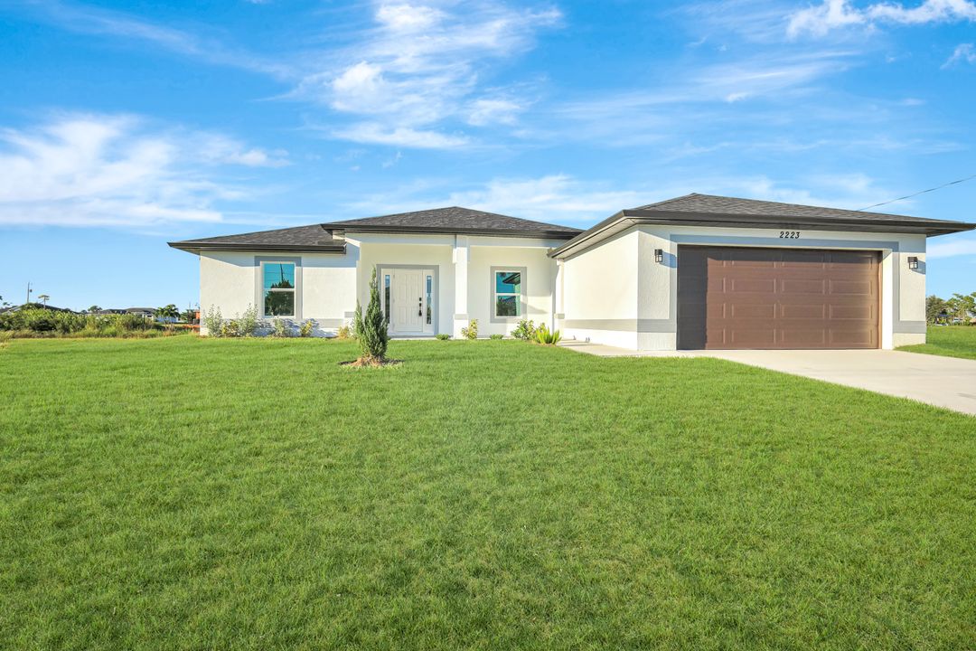 2223 NW 25th St, Cape Coral, FL 33993