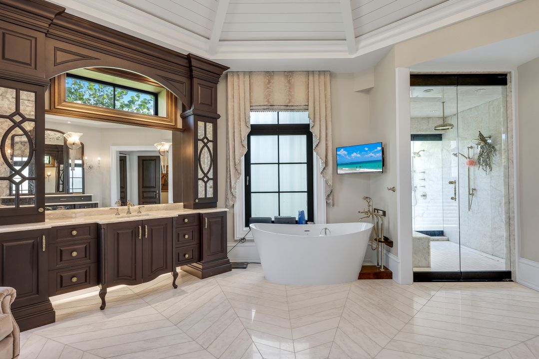 4505 W Gulf Dr, Sanibel, FL 33957