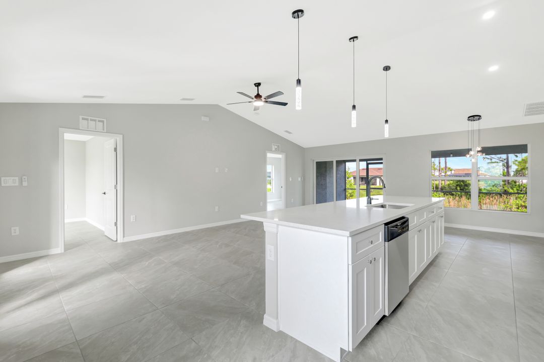 1907 NW 20th Terrace, Cape Coral, FL 33993