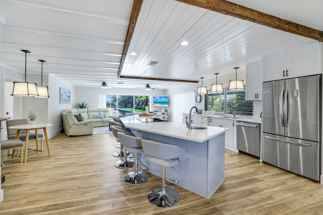 400 S Barfield Dr, Marco Island, FL 34145