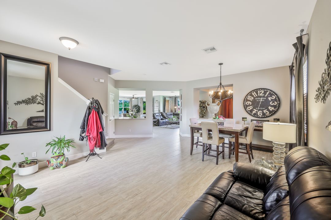 18261 Pine Nut Ct, Lehigh Acres, FL 33972