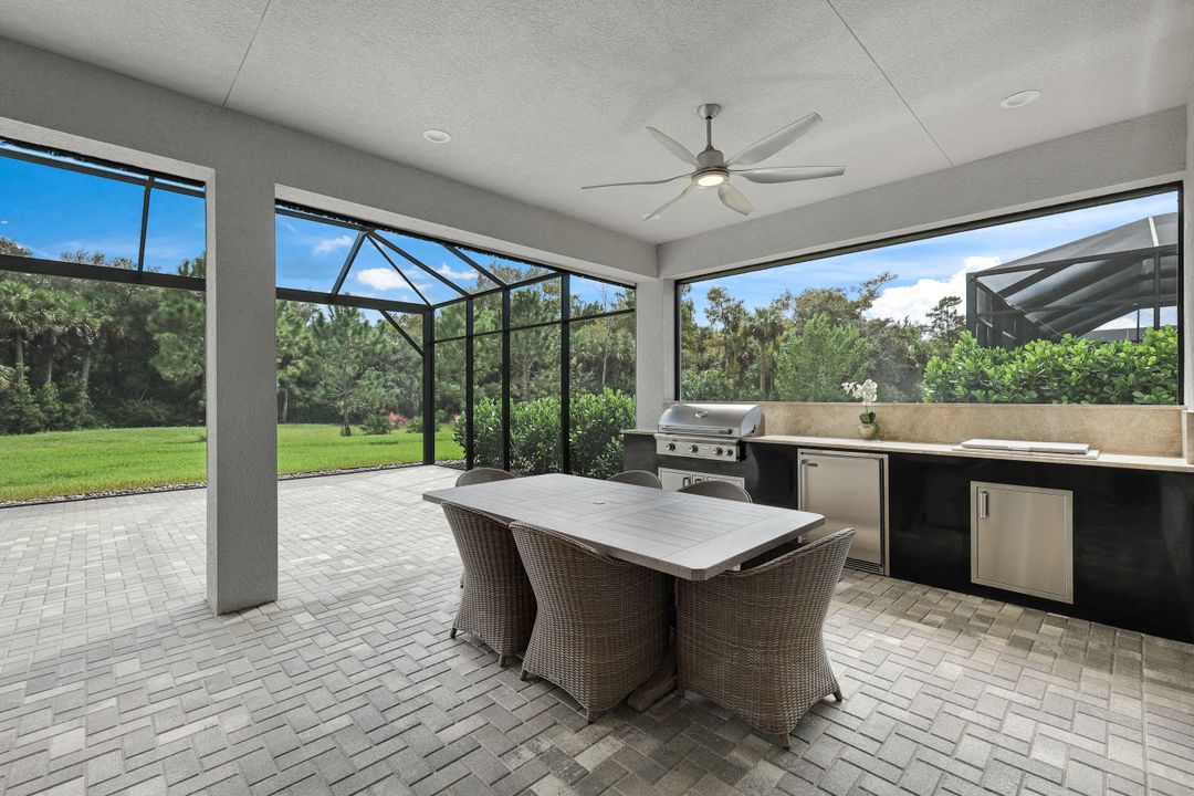 11698 Jasper Ct, Naples, FL 34120