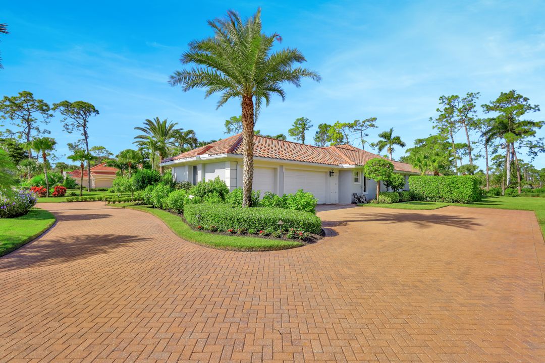 13181 Pond Apple Dr E, Naples, FL 34119