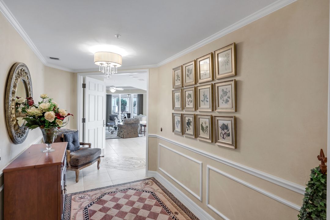 295 Grande Way #T03, Naples, FL 34110