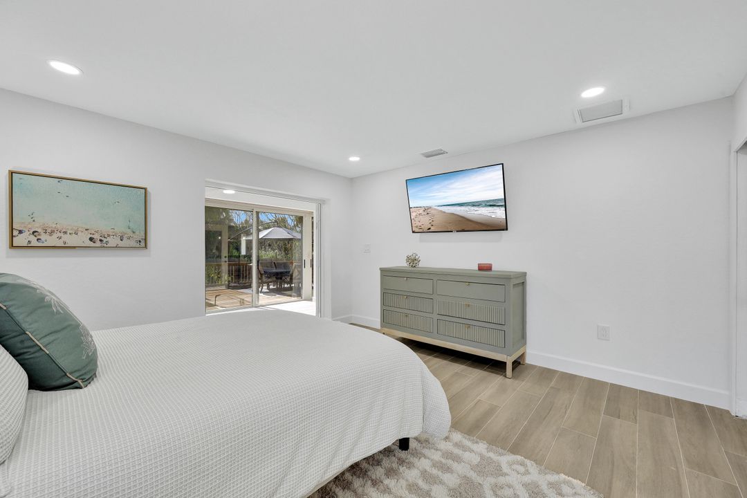 852 Rabbit Rd, Sanibel, FL 33957