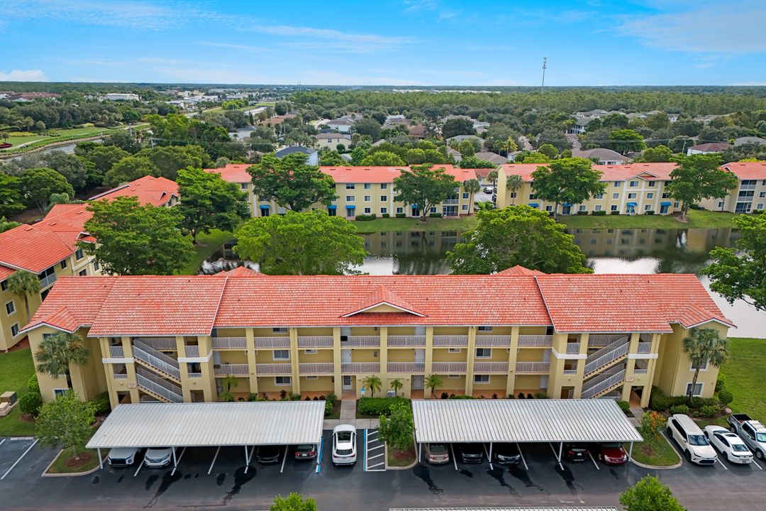 8298 Key Royal Ln #415, Naples, FL 34119