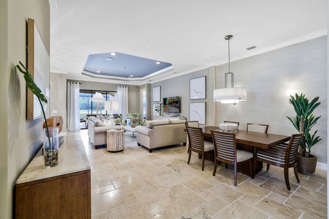 9568 Mussorie Ct, Naples, FL 34114