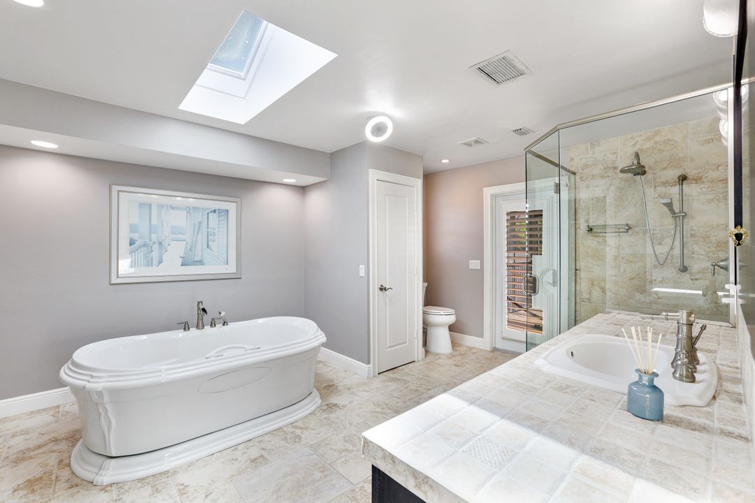 610 Partridge Ct, Marco Island, FL 34145