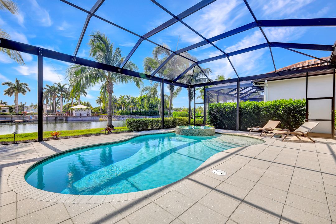 17429 Via Lugano Ct, Miromar Lakes, FL 33913