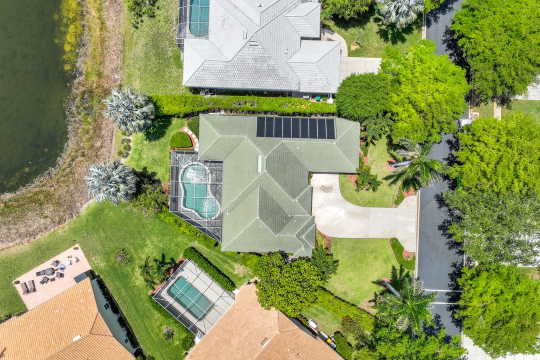 1940 Timberline Dr, Naples, FL 34109