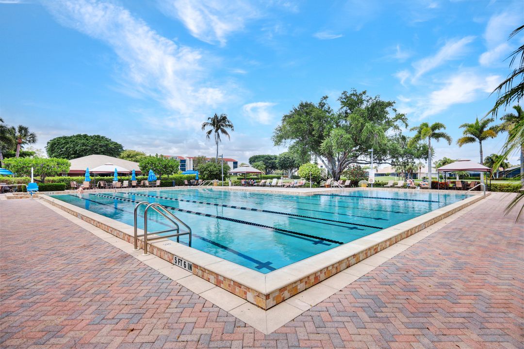 9435 Sunset Vista Dr #211, Fort Myers, FL 33919